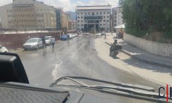 Hakkari Belediyesi İtfaiye Ekipleri Hafta Sonu da Temizlik Çalışmalarını Sürdürdü