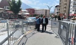 Hakkari Çevre Yolunda Temel Kazısı Çatlağı: Zabıta Önlem Aldı