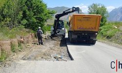 Hakkari’de Asfalt Yama Çalışmaları Hız Kazandı