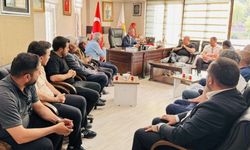 AK Parti'den Hastalara Ziyaret, Ardından Yoğun Mesaili İl Yönetim Toplantısı