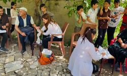 Hakkari sağlık ekipleri İran sınırındaki köylere ulaştı: Kapı kapı sağlık taraması yaptılar
