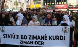 Hakkâri’de 10 Yıl Sonra Açılan ZIMAN-DER Kürtçe Eğitimlerini Sürdürüyor
