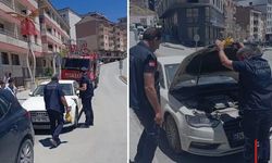 Araca sıkışan yavru kedi itfaiye tarafından kurtarıldı