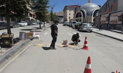 Hakkâri’de Okul Önlerine Çift Yönlü Hız Kesici Kasisler Yerleştirildi