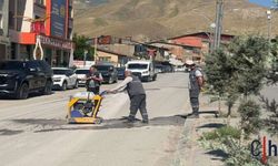 Hakkâri Belediyesi Dağgöl Mahallesi’nde Yol Bakım Çalışmalarını Sürdürüyor