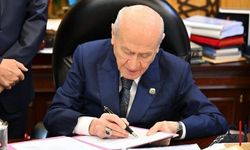 Bahçeli ‘çerçeve yasa’ taslağını imzaladı