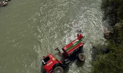 Hakkâri’de Orman Yangınına Giden Arazöz Zap Suyu’na Uçtu: 3 Yaralı