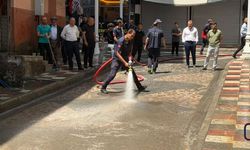 Hakkâri’de Cadde ve Sokaklar Baştan Sona Yıkandı