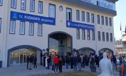 Kuşadası Belediyesi'ne operasyon: 15 kişi gözaltına alındı