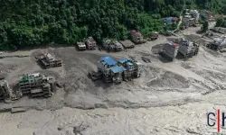 Nepal-Tibet sınırında buzul çökmesi: 160 ölü, 1.500 kayıp