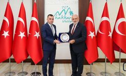 Hafiz Şahin, Vali Vekili Cüneyt Zor’u ziyaret etti