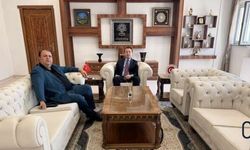 İş insanı Aytekin Karahanlı’dan Kaymakam Hülür’e ziyaret