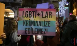 İzmir'de LGBTİ+'lara operasyon: 16 kişi tutuklandı