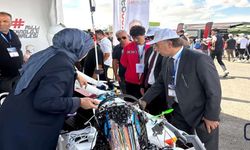 Rektörü Gençcelep, TEKNOFEST Güneydoğu’ya katıldı