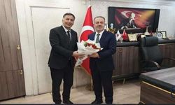Hakkari'nin yeni müftüsü Eren görevine başladı