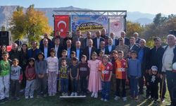 Hakkari’de 262 elektrikli çit dağıtıldı