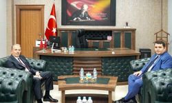 Hakkari Valisi Taşyapan’dan Mülkiye Müfettişi’ne ziyaret
