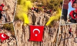 Hakkari’de JAK timinden 29 Ekim’e anlamlı kutlama