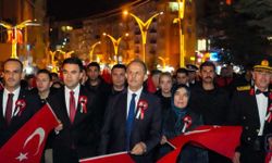 Hakkâri’de 29 Ekim Coşkusu sokaklara taştı