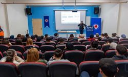 Hakkari Üniversitesi’nde Öğrencilere Afet bilinci semineri