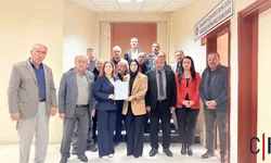 Başkan Suzan Çakırbeyli mazbatasını aldı