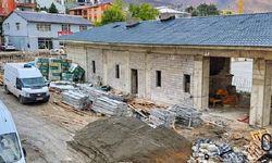 Kent meydanı inşaatı esnafı bıktırdı
