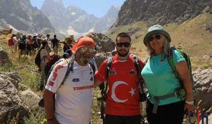 İzmir’den Hakkari’ye: Eşsiz Doğa ve Buzullarda Güvenli Keşif