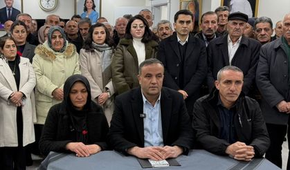 DEM Parti Hakkari’den Rojava Vurgulu Basın Açıklaması