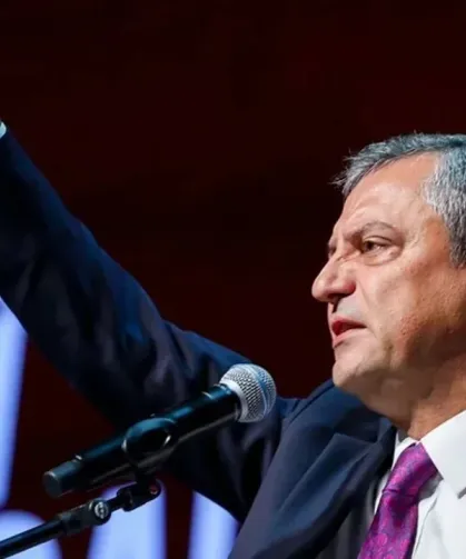 Özgür Özel: “Teslim Olmayacağız, Gerekirse Hayatı Durduracağız”