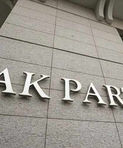 AKP'de 4 il başkanı görevden alındı!
