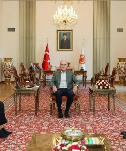 DEM Parti İmralı Heyeti Meclis Başkanı Kurtulmuş ile görüştü