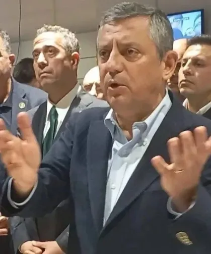 Özgür Özel: Bir darbe sürecinin içindeyiz