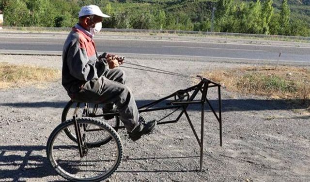 66 yaşındaki mucitten ilginç araç: Yarısı bisiklet, yarısı çekirge