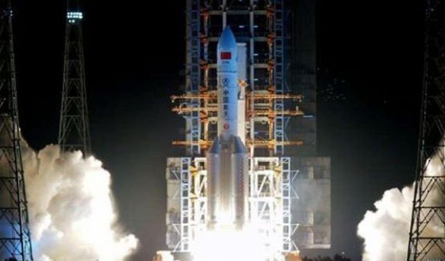 Çin: Dünyanın en güçlü roket motorunu test ettik