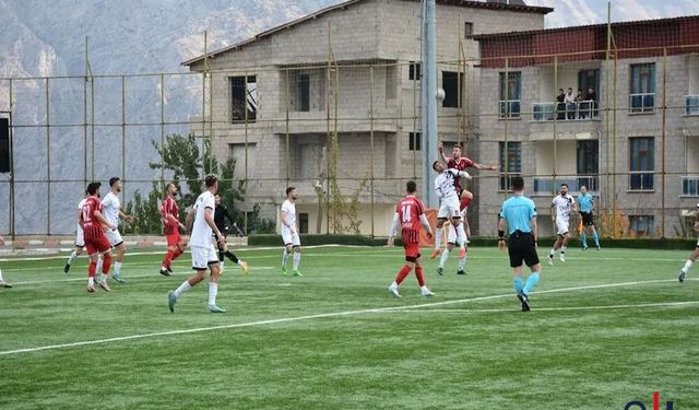 Hakkari Zap Spor, Şırnak Petrol Spor’a Karşı Kendi Evinde 2-2’lik Beraberlik Aldı