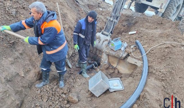 Hakkari Karşıyaka Mahallesi'ndeki Su Arızası Giderildi, Sular Yarın Akacak