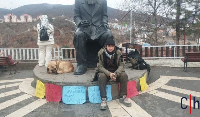 Yurttan uzaklaştırılan öğrenci açlık grevinde