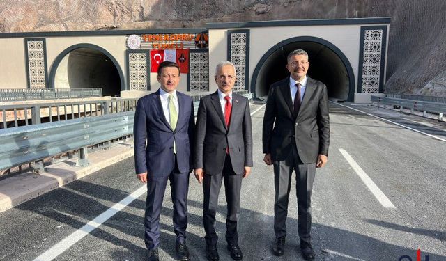 Bakan Uraloğlu: Hakkari’nin Ulaşım Altyapısına 46 Milyar TL Yatırım Yapıldı