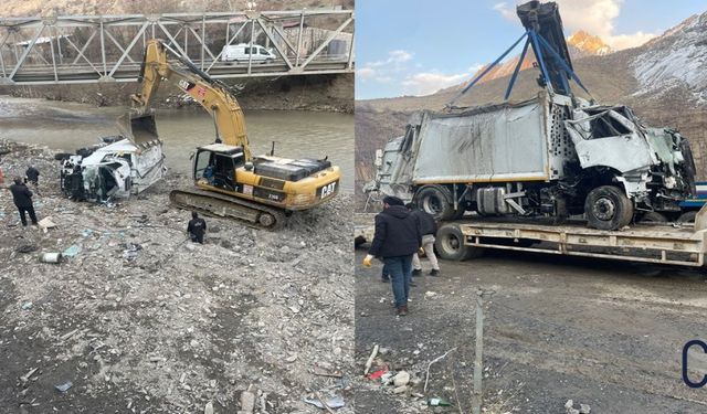 Hakkari'deki Çöp Kamyonu Kazası, Vinçle Kaldırıldı