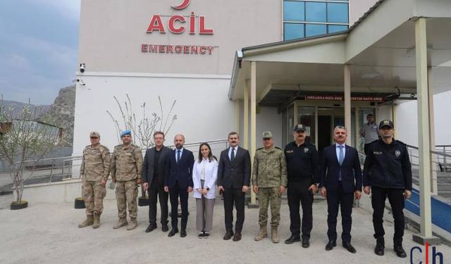 Çukurca’da Bayram Buluşması: Protokol ve Halk Bir Araya Geldi