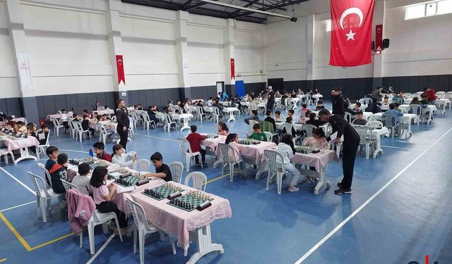 Zihinsel Gelişim İçin Ödüllü Satranç Turnuvası Düzenlendi!