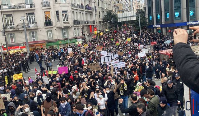 İmamoğlu Protestolarında Yargı Hamlesi: 819 Kişiye Dava Açıldı