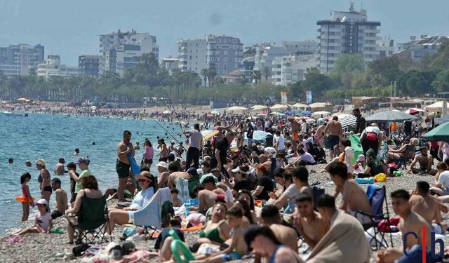 Kurban Bayramı Tatili 9 Gün Olur mu? Bakan Ersoy Açıkladı..