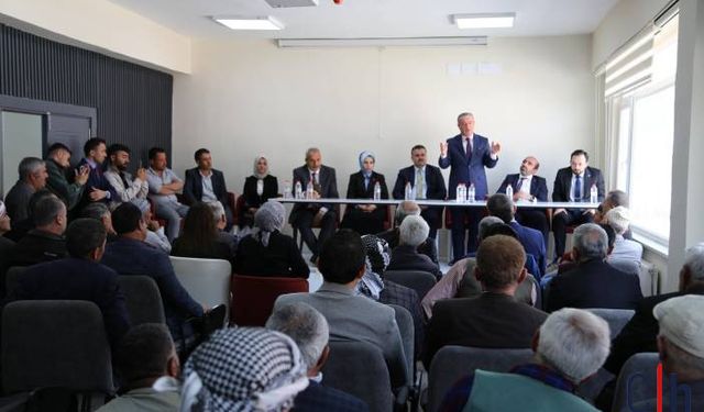 AK Parti Heyeti Durankaya’da Vatandaşlarla Buluştu
