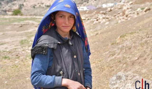 Sırtında Yük, Kalbinde Umut: 16 Yaşındaki Rozerin’in Hayali Okul Sırası
