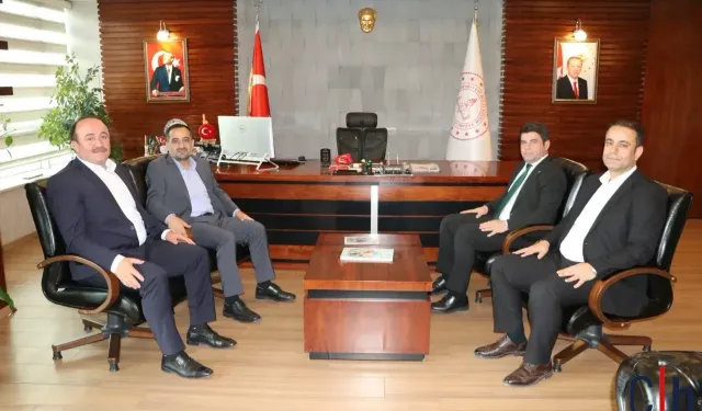 Eğitimde İş Birliği Mesajı: Eğitim-Bir-Sen'den Hakkâri’ye Ziyaret