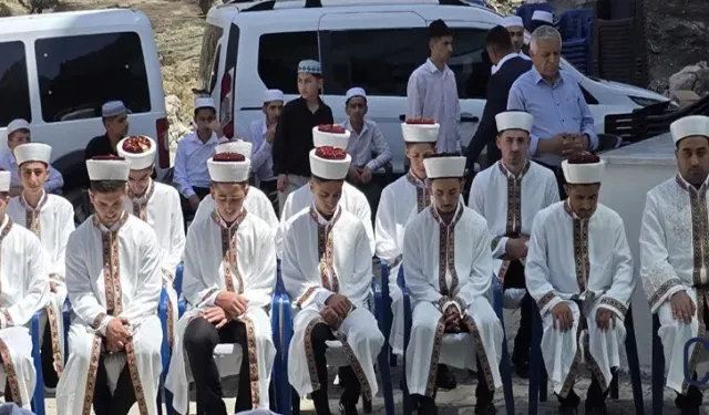Suffe İlim Merkezi’nde Dualarla Mezuniyet Töreni