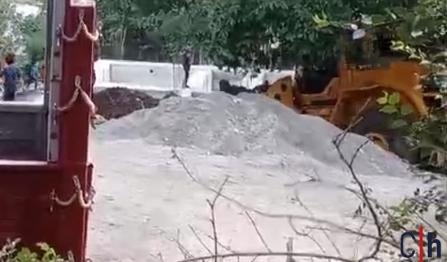 Şemdinli’de İş Makinesi Encümenin Emrinde!
