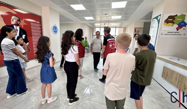 Hakkari'de Çocuklar Meslekleri Tanıdılar, Geleceklerine Yön Verdiler