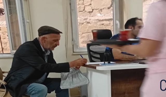 Hakkari'deki dilenciye para cezası kesildi